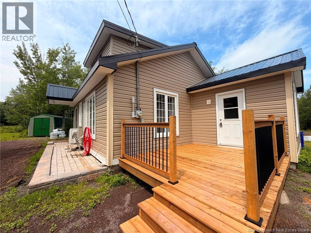 580 Saint-sosime Road Property Photo 3