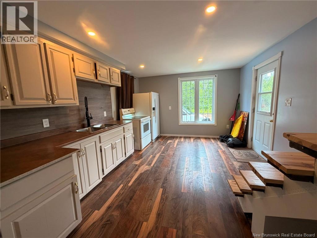 580 Saint-sosime Road Property Photo 32