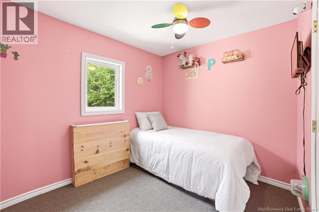 230 Collette Road Property Photo 16