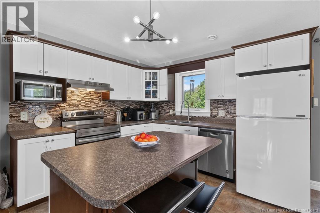 100 Belle Foret Street Property Photo 14