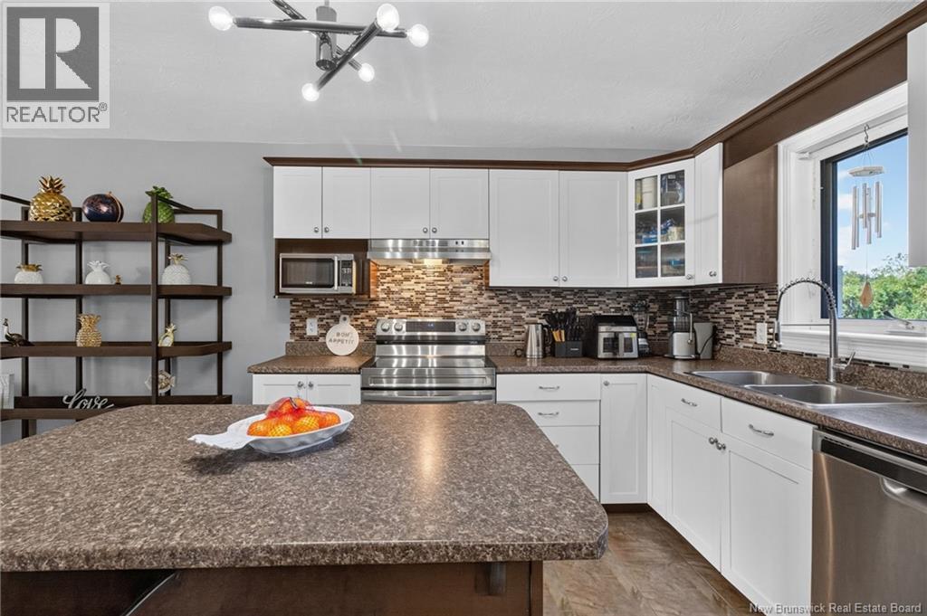 100 Belle Foret Street Property Photo 15
