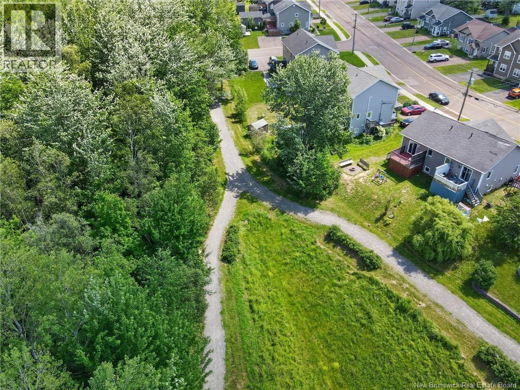 100 Belle Foret Street Property Photo 40