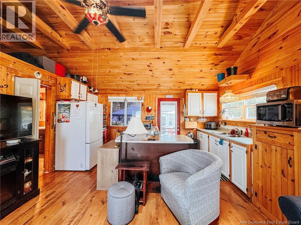114 Irwin's Point Road Property Photo 3