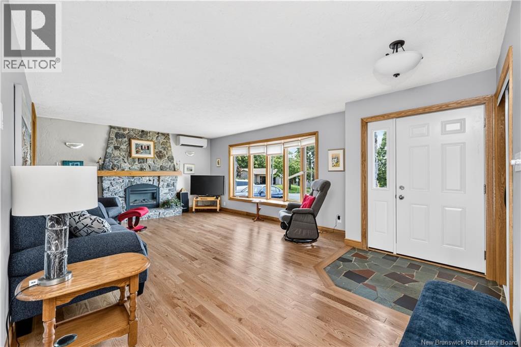 330 Vanier Street Property Photo 9