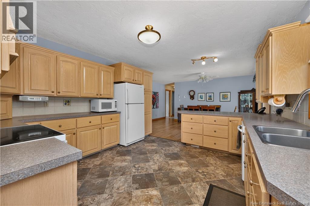 330 Vanier Street Property Photo 20
