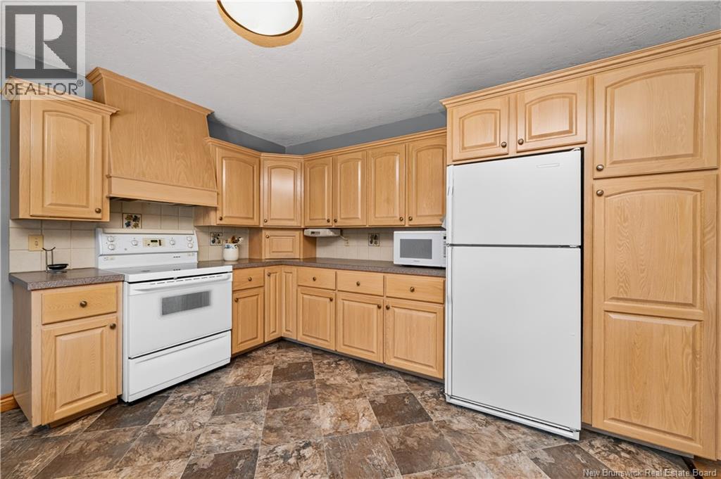 330 Vanier Street Property Photo 21