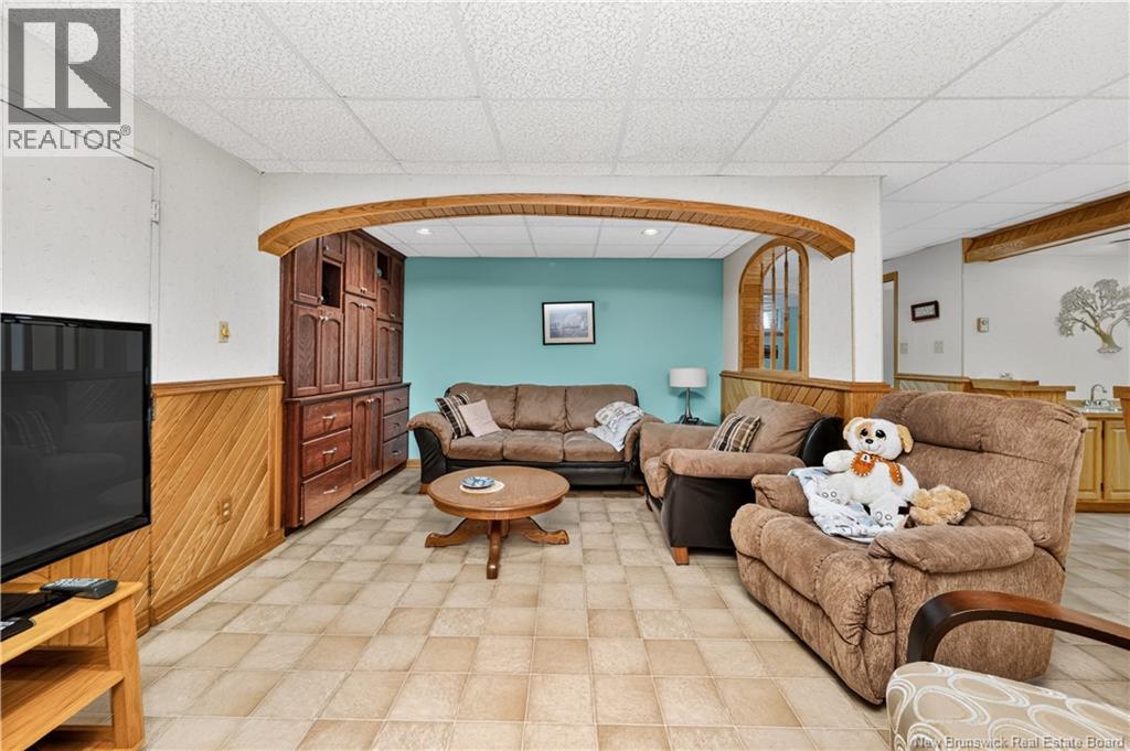 330 Vanier Street Property Photo 31
