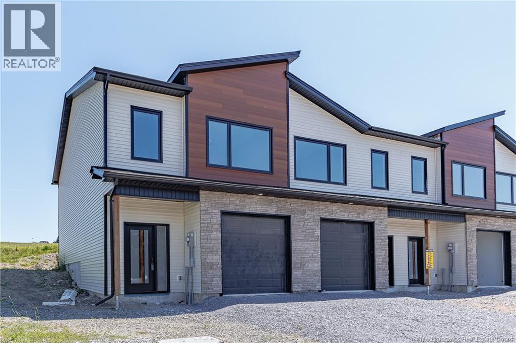 A Oakhill Crescent Property Photo 1