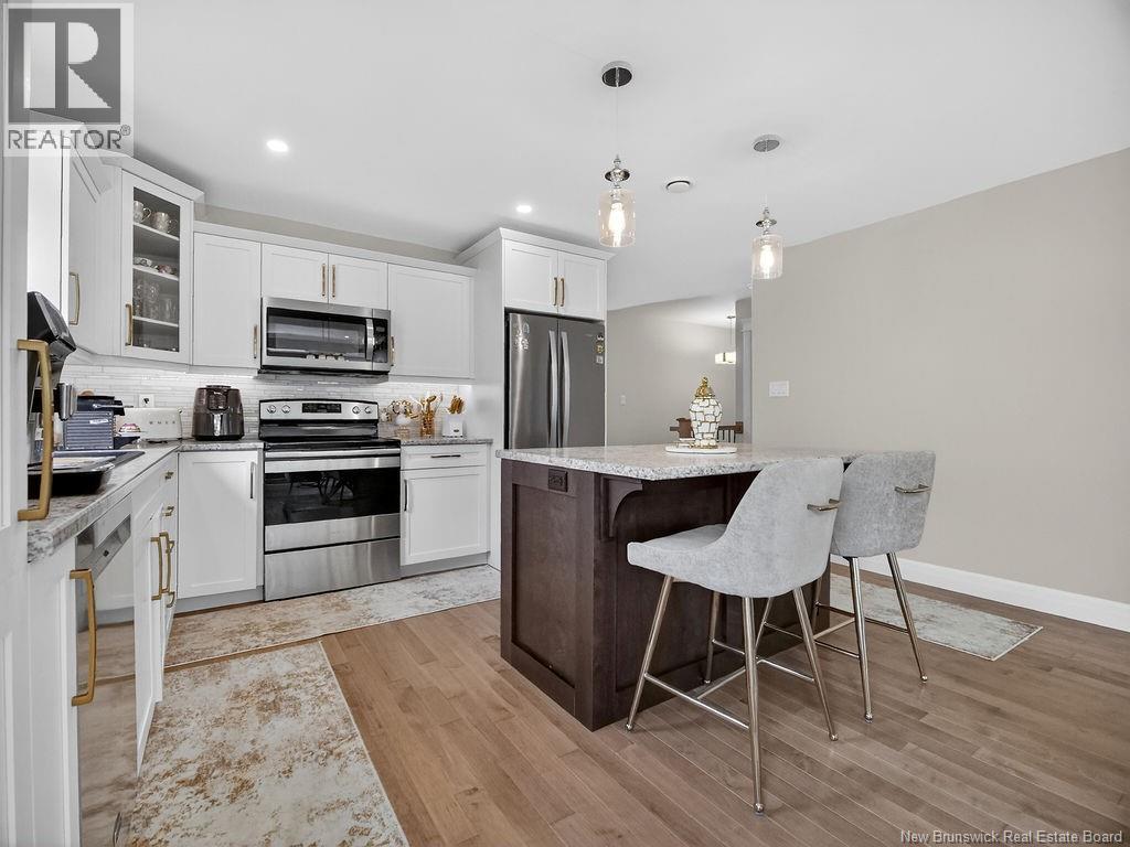 24 Rosenburg Property Photo 7