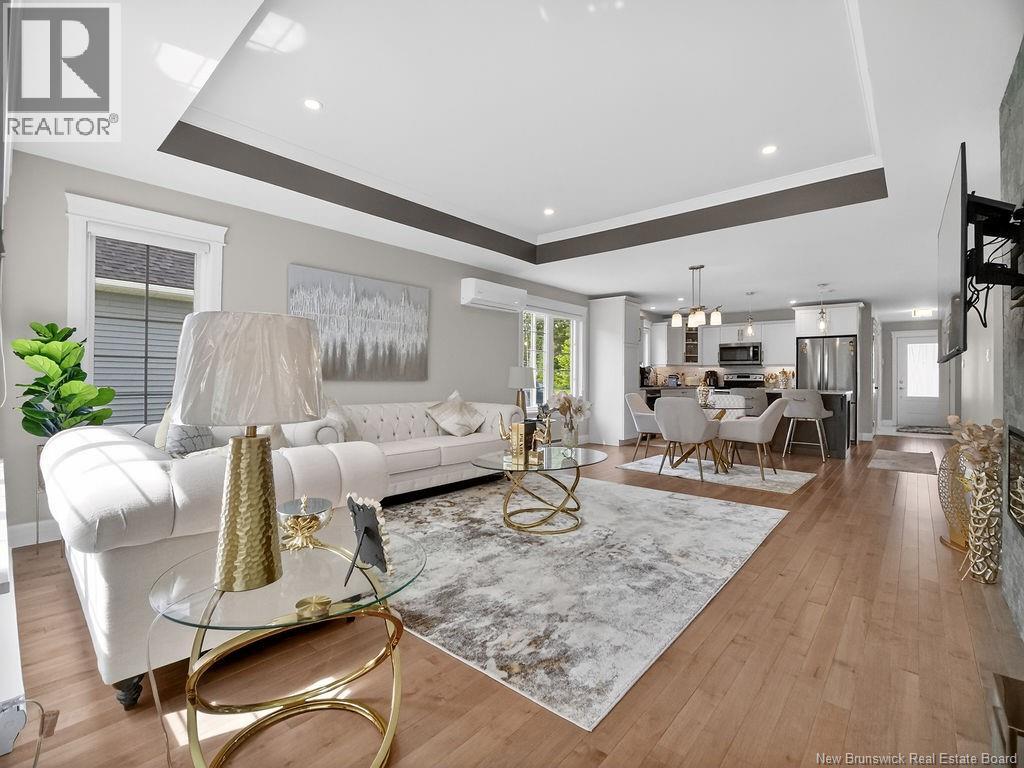 24 Rosenburg Property Photo 14