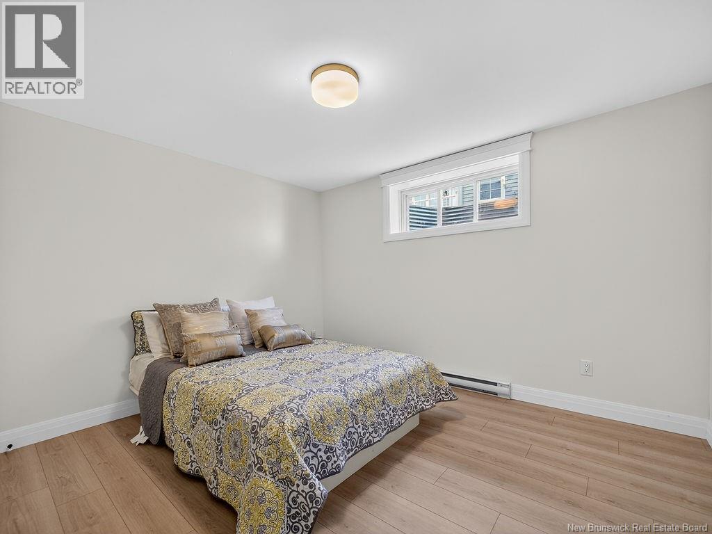24 Rosenburg Property Photo 27