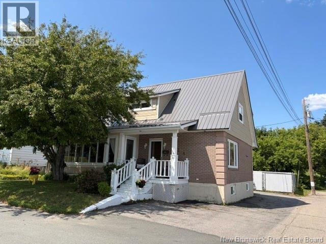 424 Golf Street Property Photo 1