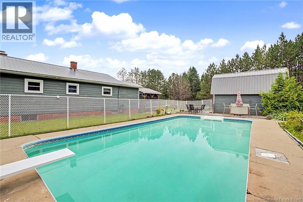 183 Lilloett Drive Property Photo 36