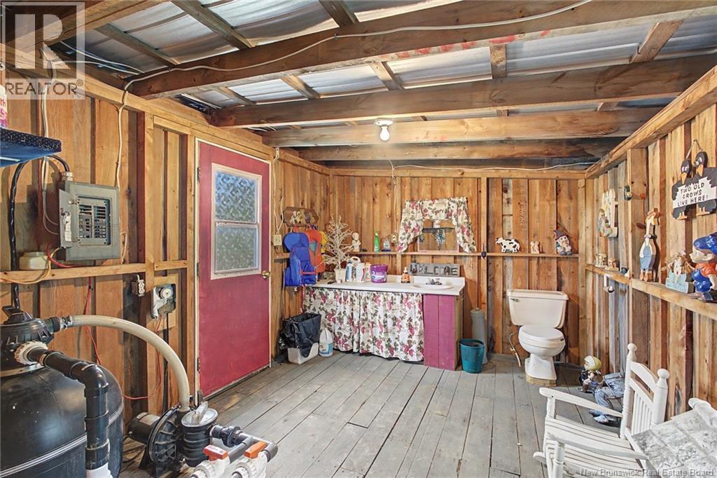 183 Lilloett Drive Property Photo 38