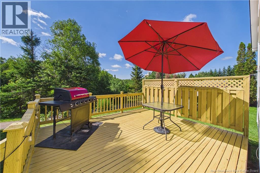 53 Andre Property Photo 4
