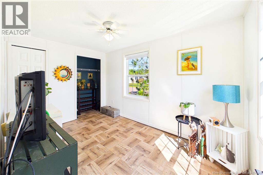 53 Andre Property Photo 26