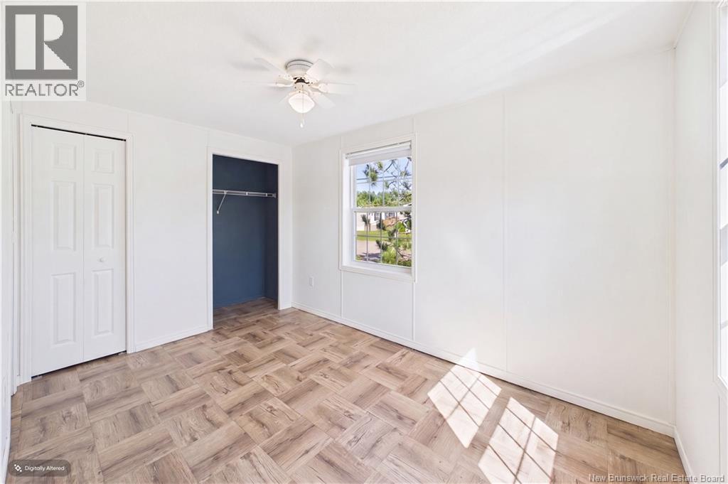 53 Andre Property Photo 28