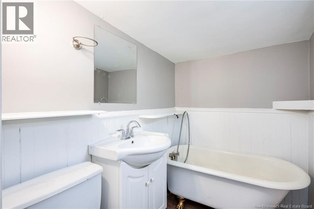 239 Britain Street Property Photo 12