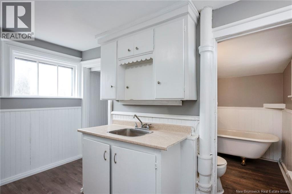 239 Britain Street Property Photo 13