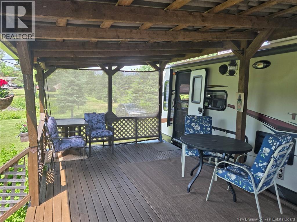 19 Yemlo Lane Property Photo 14