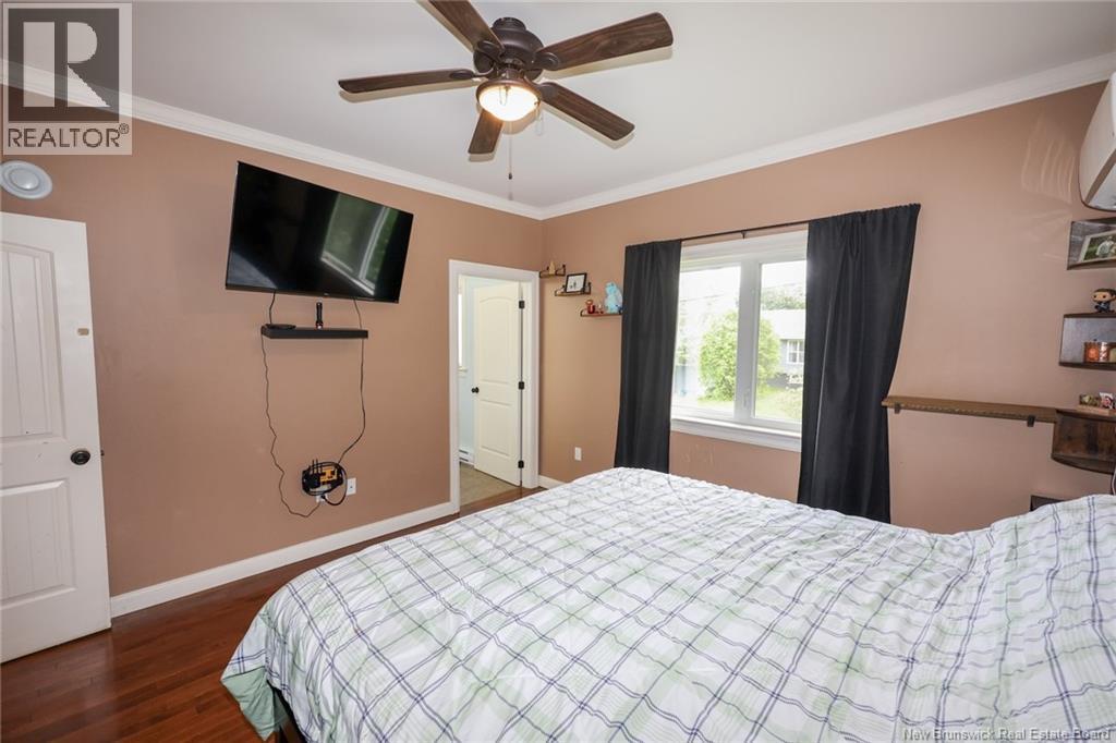 75 Whisperwood Drive Property Photo 15