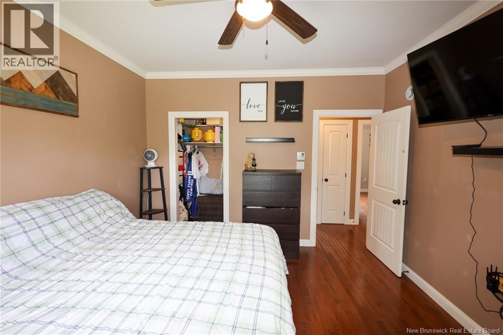 75 Whisperwood Drive Property Photo 17