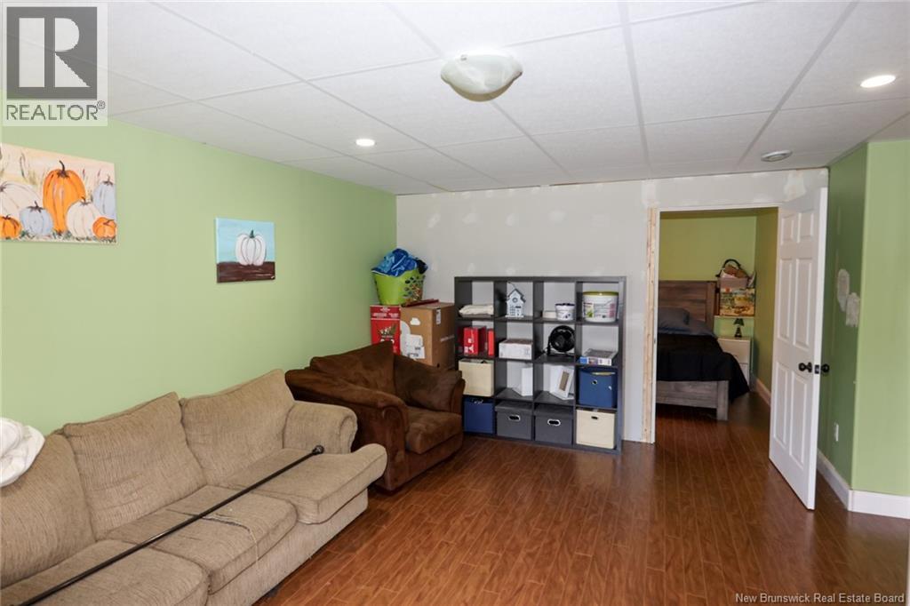 75 Whisperwood Drive Property Photo 20