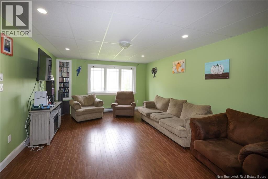 75 Whisperwood Drive Property Photo 22
