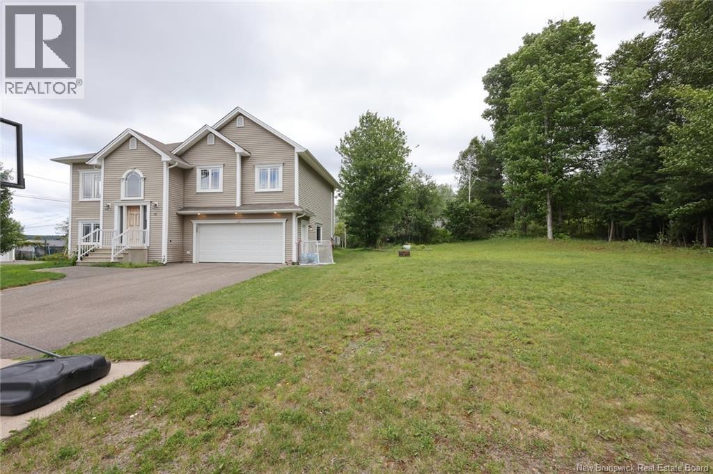 75 Whisperwood Drive Property Photo 27