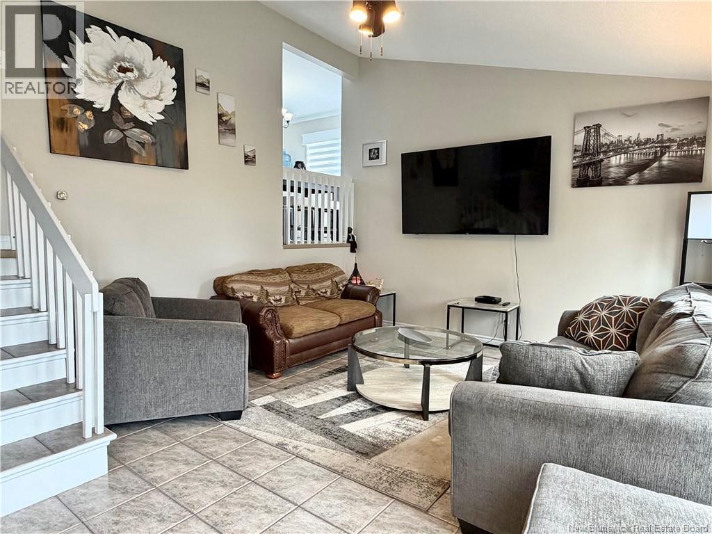 30 Florient Property Photo 6