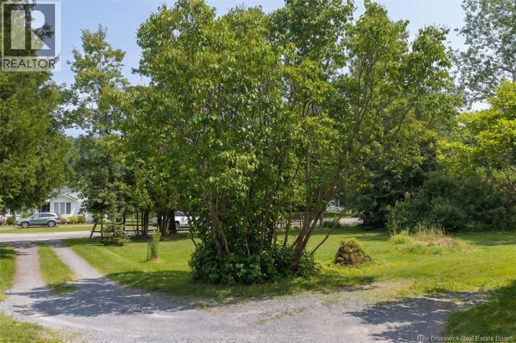 62 Dutch Point Road Property Photo 3