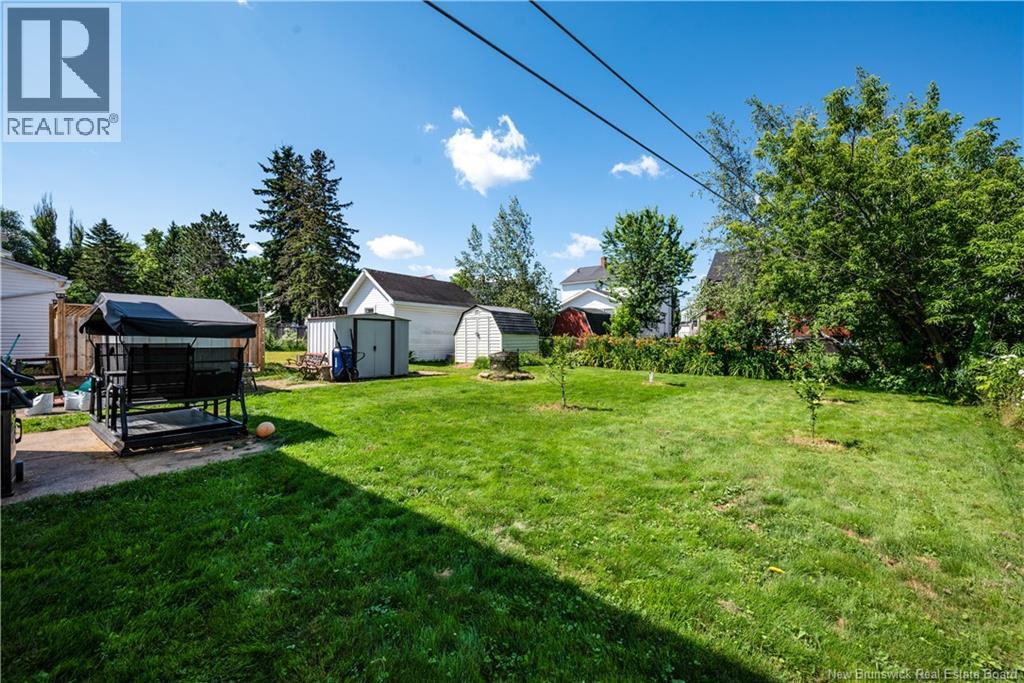 98 Maple Street Property Photo 13