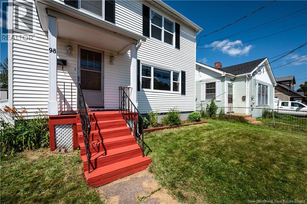 98 Maple Street Property Photo 15