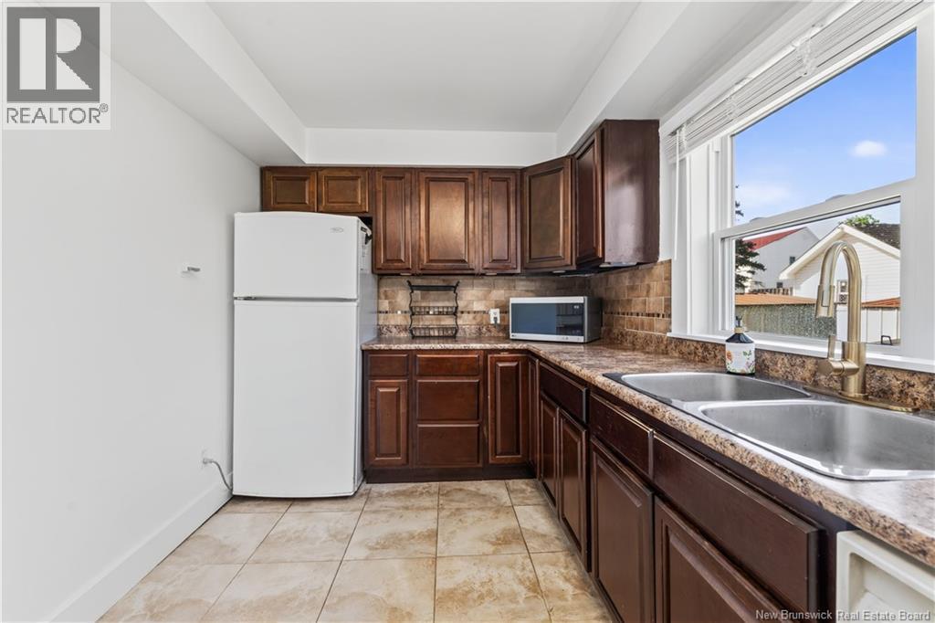 98 Maple Street Property Photo 22