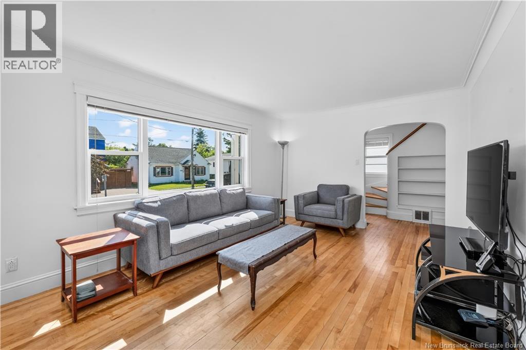 98 Maple Street Property Photo 33