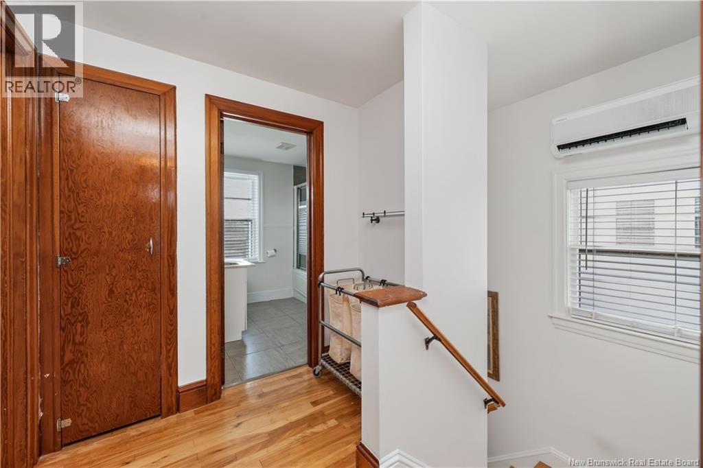 98 Maple Street Property Photo 38