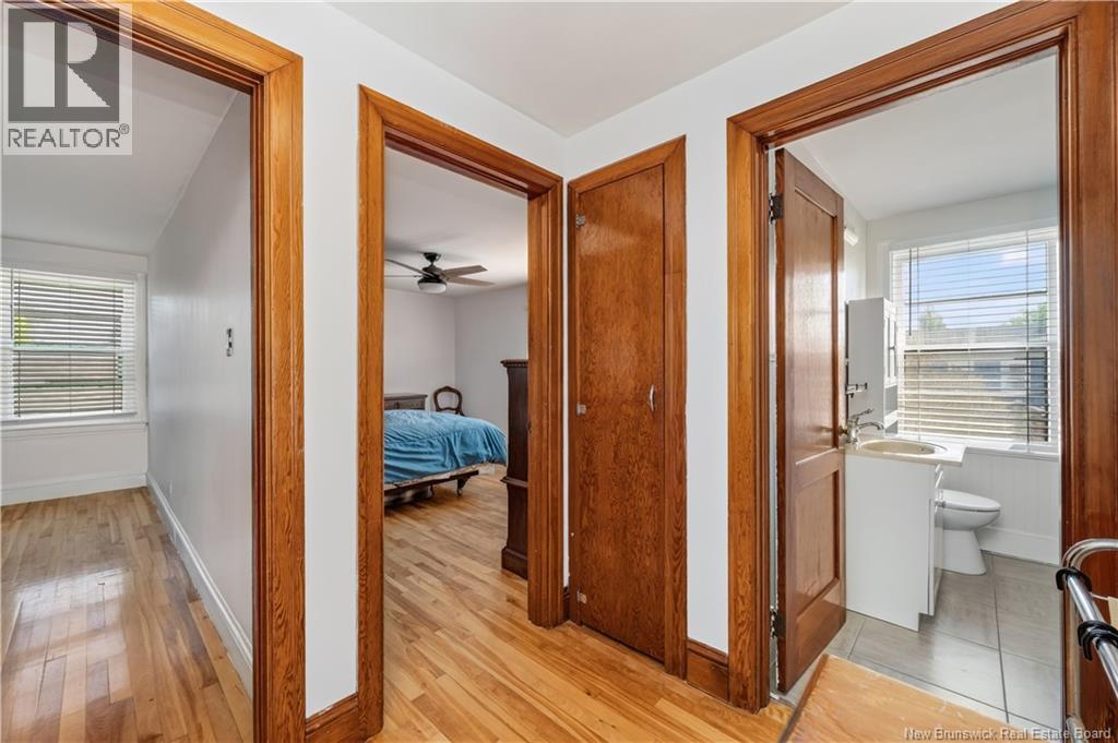 98 Maple Street Property Photo 39