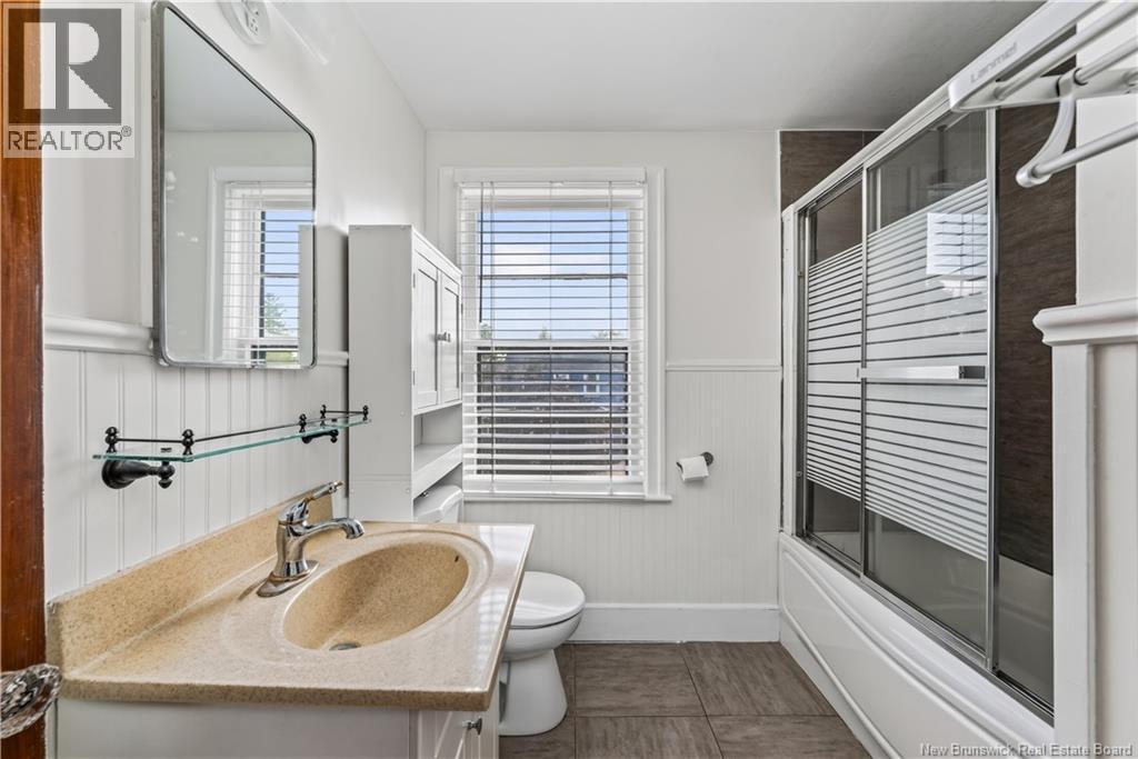 98 Maple Street Property Photo 40