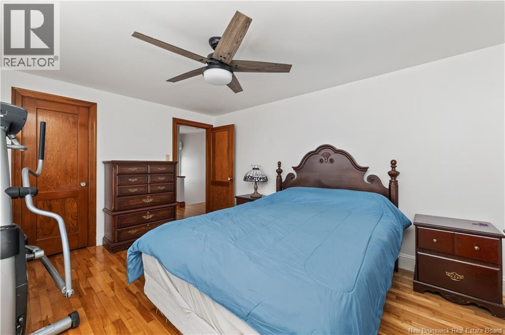 98 Maple Street Property Photo 44