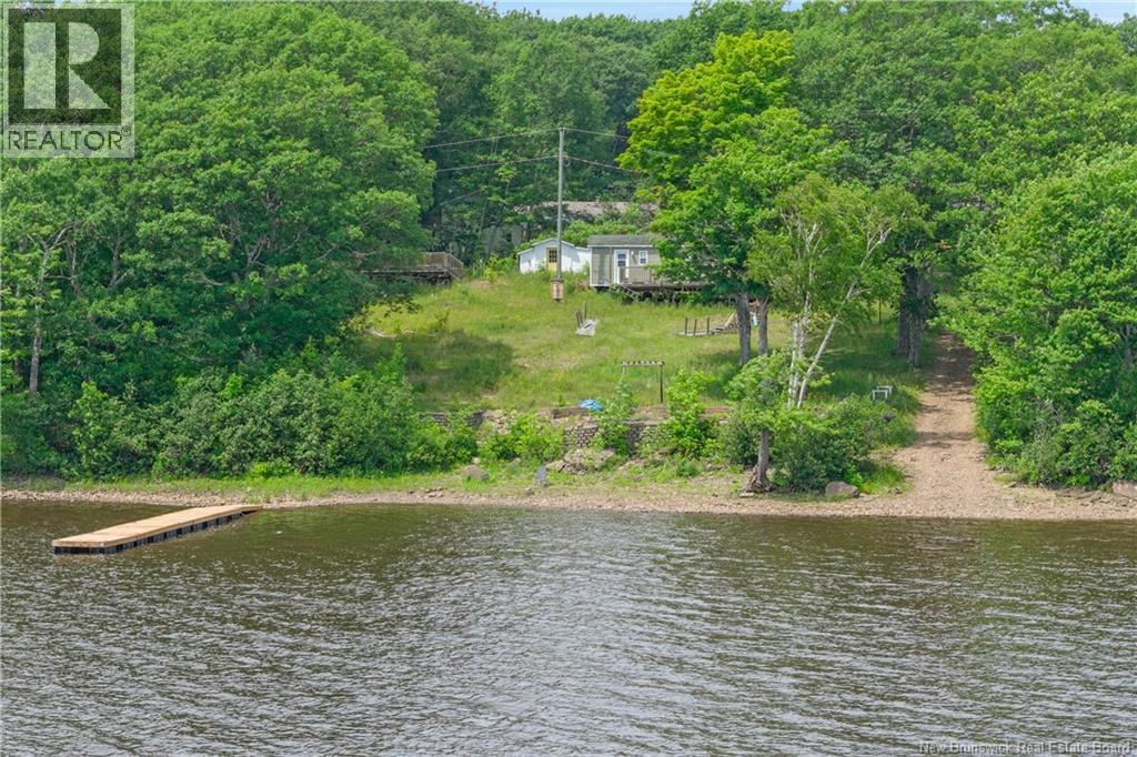 6 Maple Grove Lane Property Photo 44