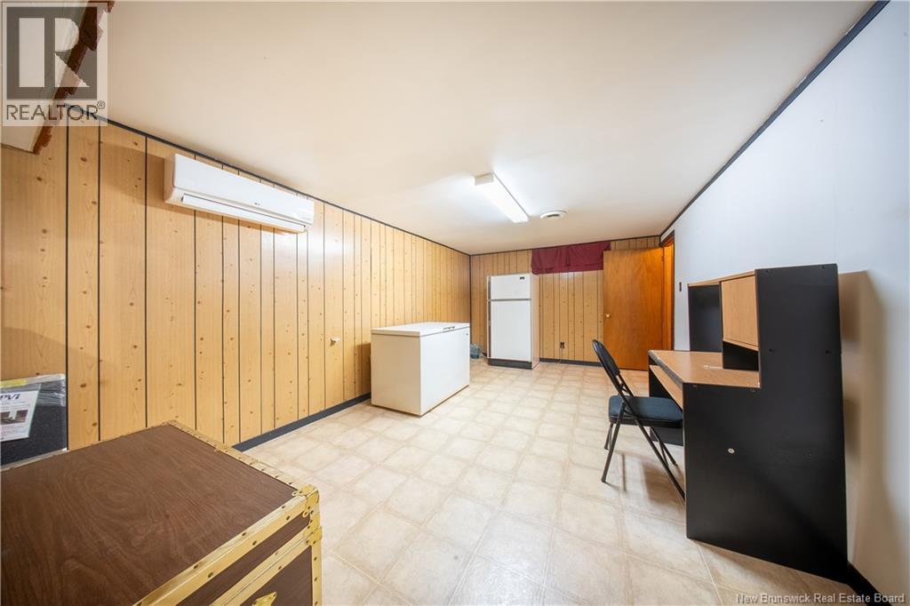2 Manchester Crescent Property Photo 15