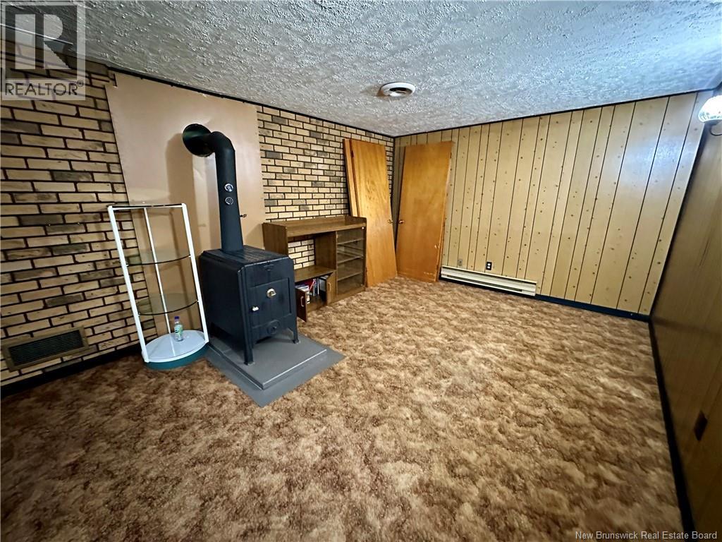 2 Manchester Crescent Property Photo 17