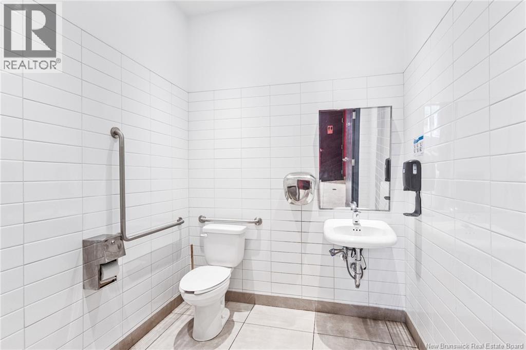 220 Two Nations Crossing Property Photo 17