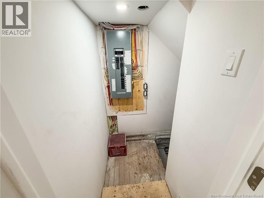 55 Queen Street Property Photo 36
