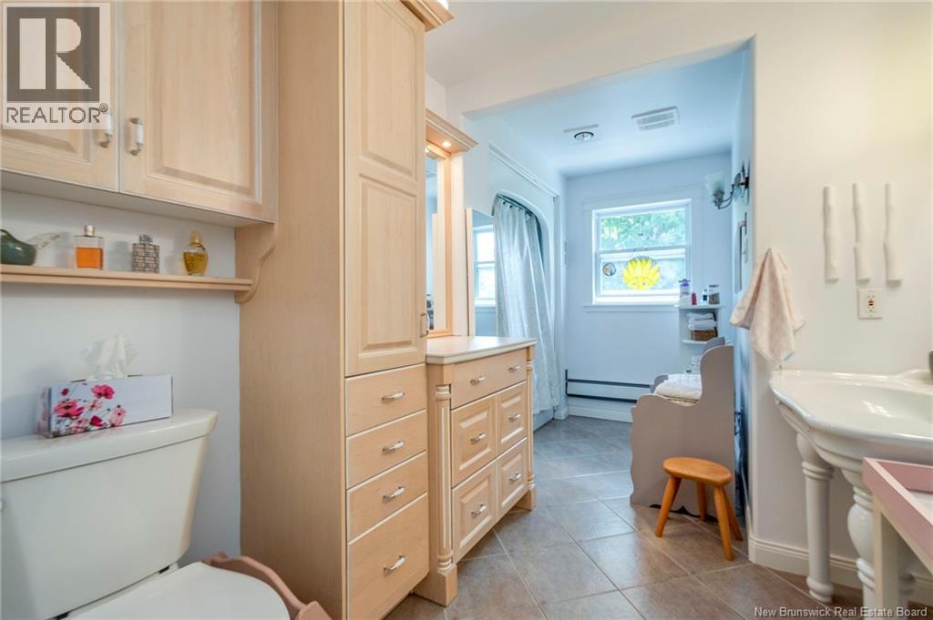 19 Seely Street Property Photo 37