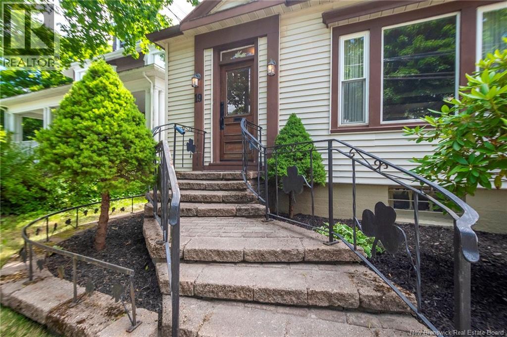 19 Seely Street Property Photo 41