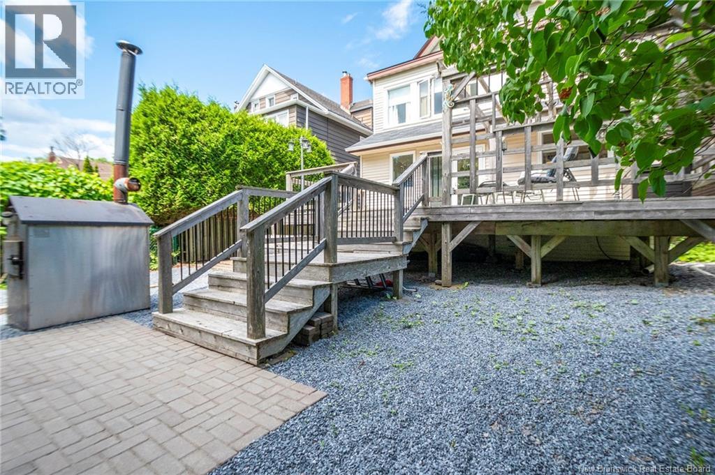 19 Seely Street Property Photo 44