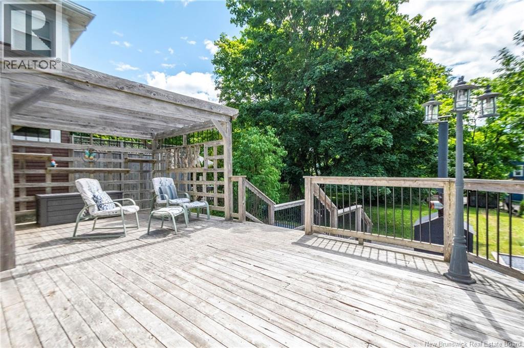 19 Seely Street Property Photo 46
