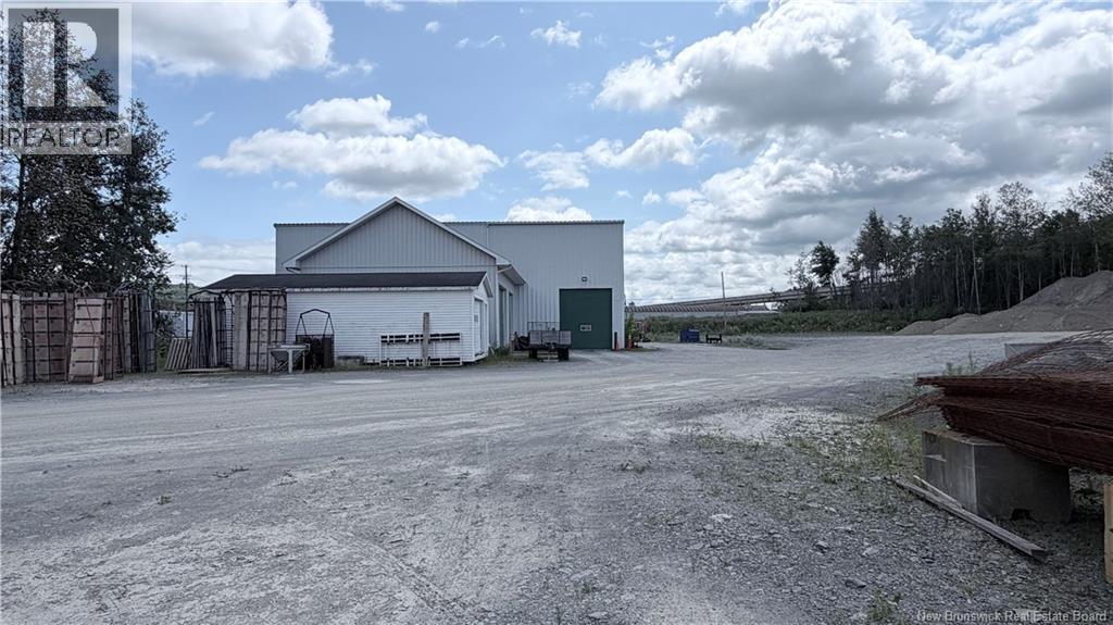 20 Rue Murchie Property Photo 3