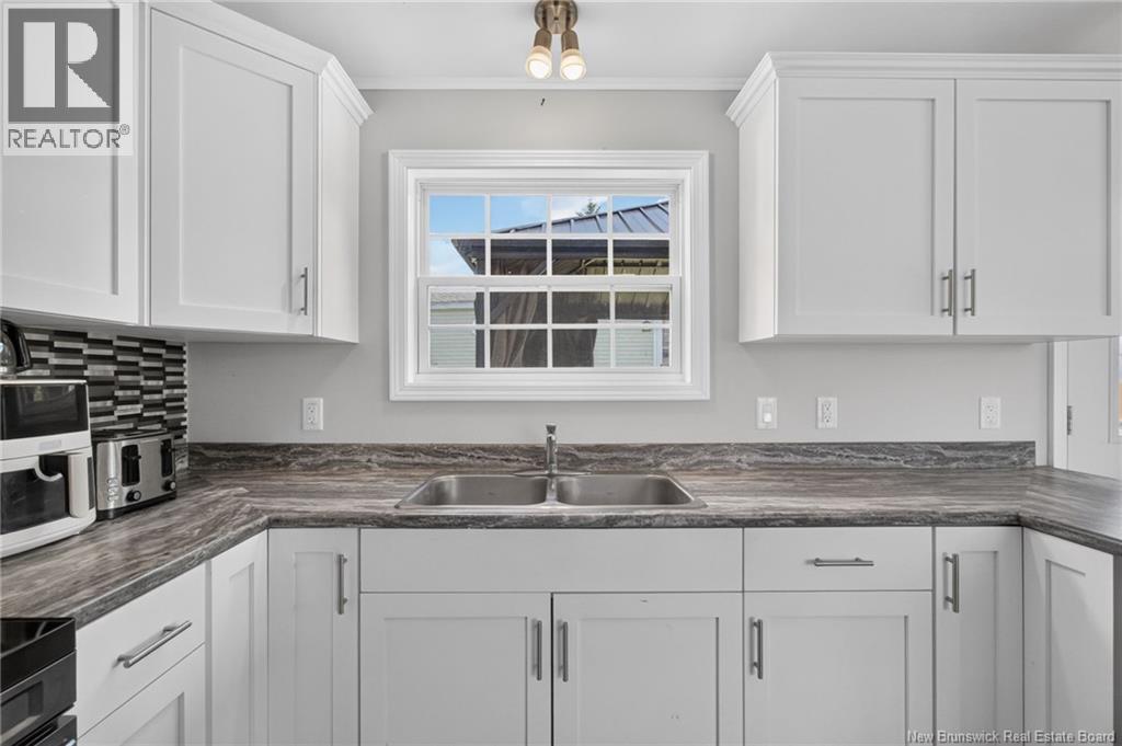 38 Ulysse Property Photo 9